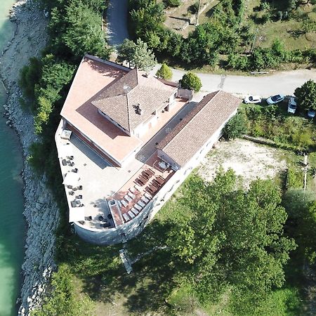 Agriturismo Incantesimo Del Lago Salto Varco Sabino Exterior foto
