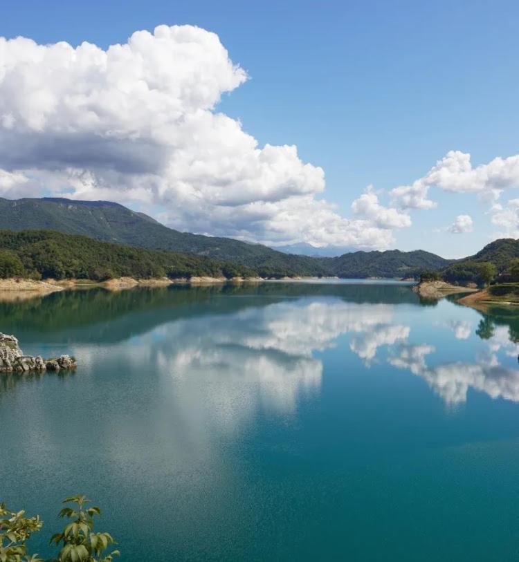 Agriturismo Incantesimo Del Lago Salto Varco Sabino Exterior foto